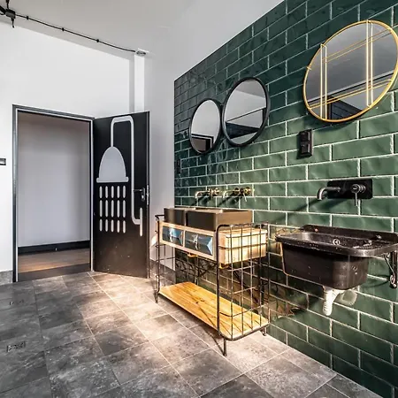 Vola Hostel
