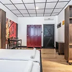Vola Hostel