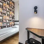 Hostel Vola *